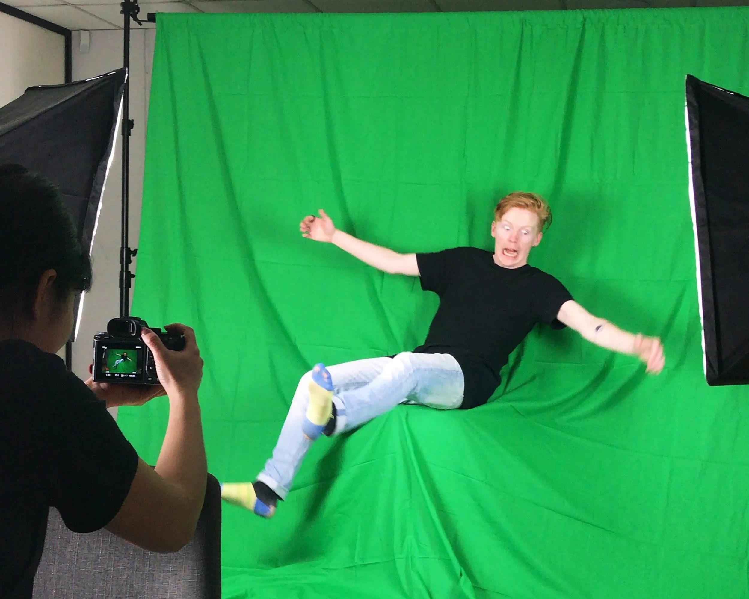 Chroma Key Green Screen 1.8M x 2.8M Cotton Muslin Background